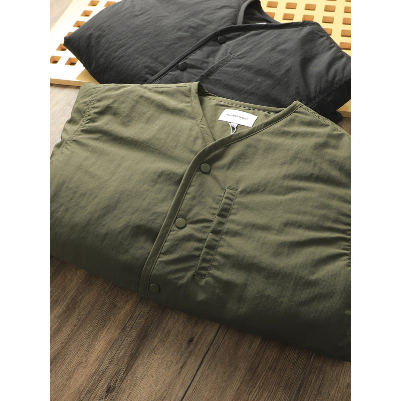 Herren Leicht wattierte Thermo-Linerjacke mit Druckknopfverschluss und gerundetem Saum Chichicherry