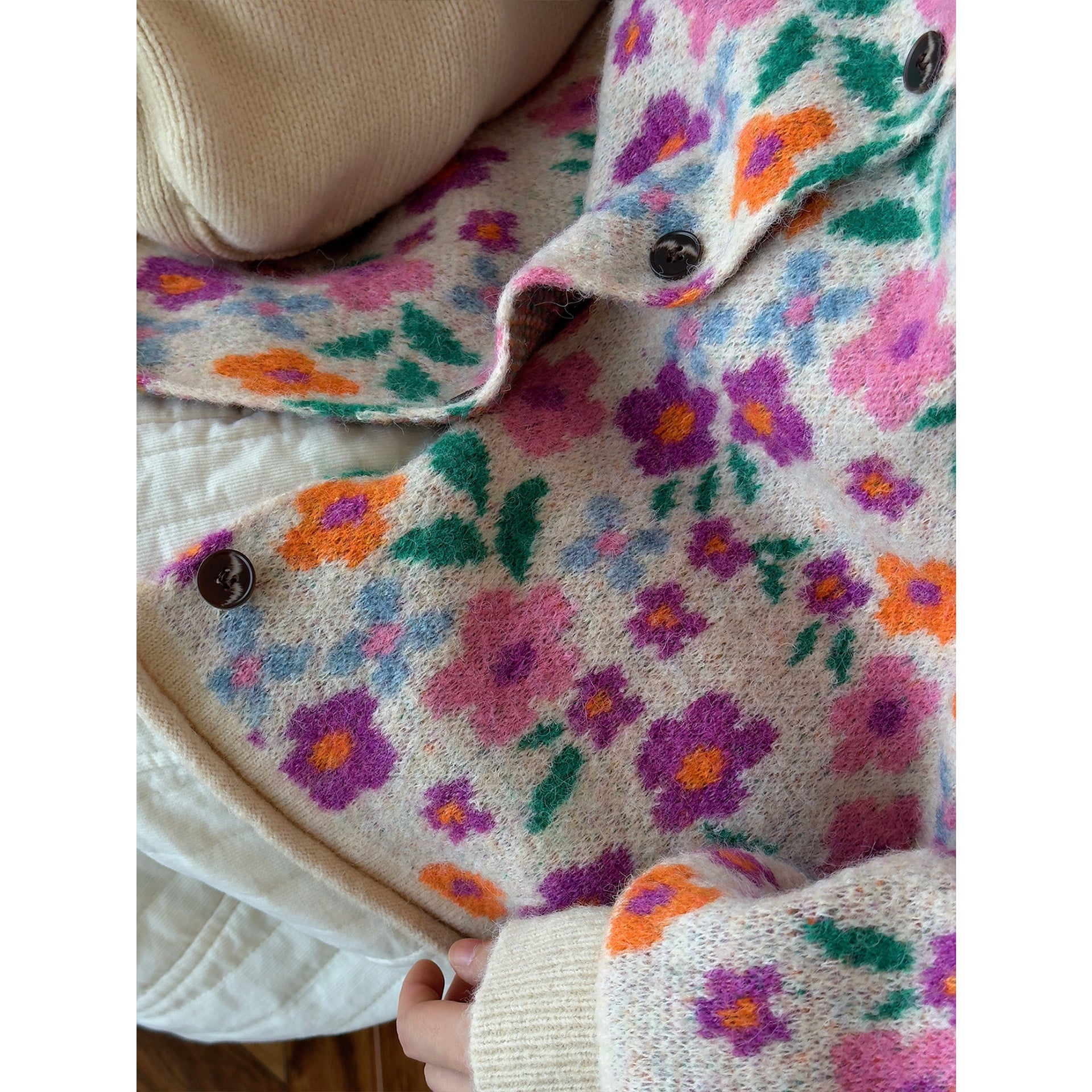 Women's Chunky Knit Button Cardigan in Floral Jacquard with Fluffy Mohair Look Chichicherry