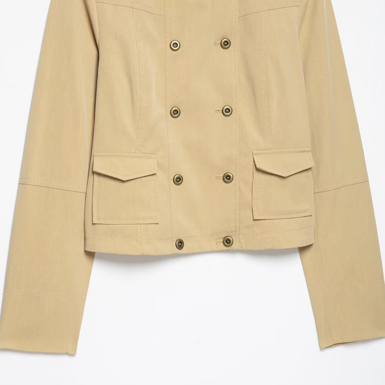 Ladies Short Double-Breasted Utility Jacket with Stand Collar and Flap Pockets Chichicherry