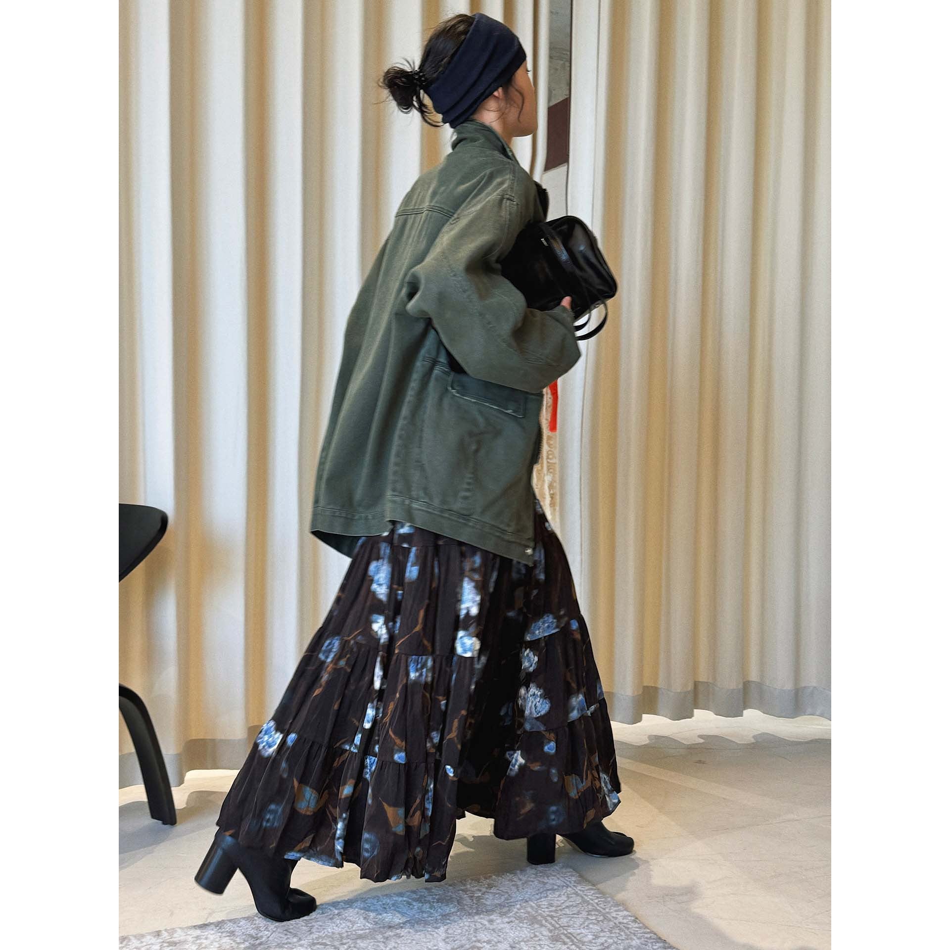 Ladies Maxi Tiered Skirt made of pleated chiffon with abstract floral print Chichicherry