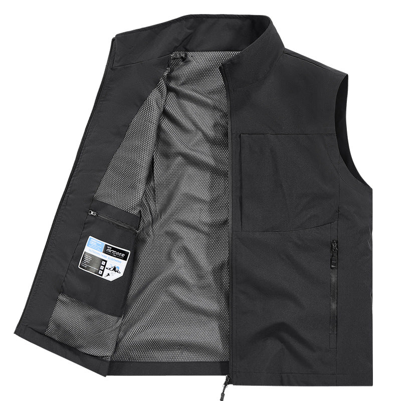 Men's multifunctional outdoor vest with windproof microfiber, mesh inner lining and concealed zip pockets Chichicherry