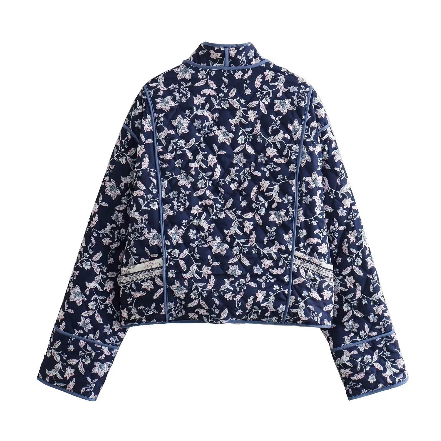 Ladies quilted kimono jacket with floral all-over pattern and contrasting piping Chichicherry