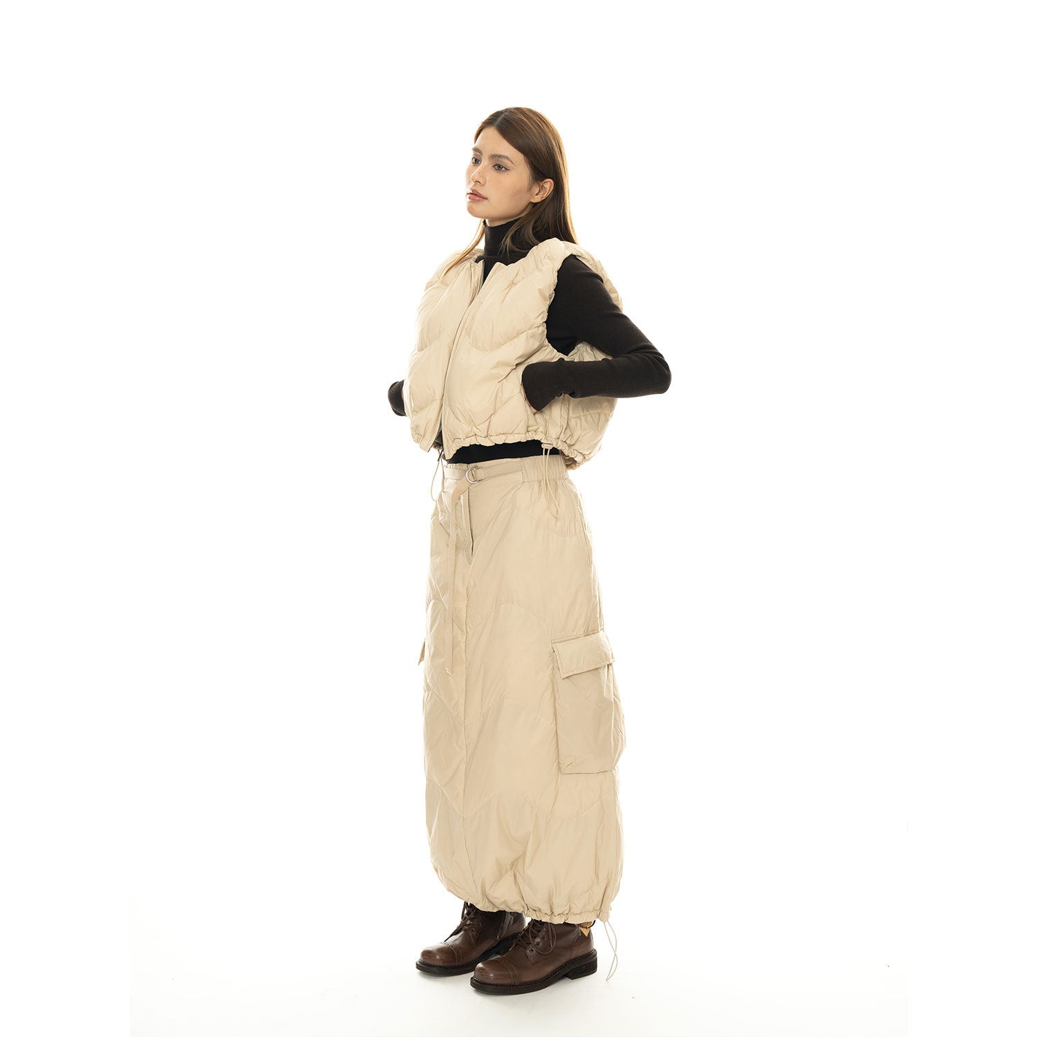 Women's cropped quilted vest with drawstring and zipper Chichicherry