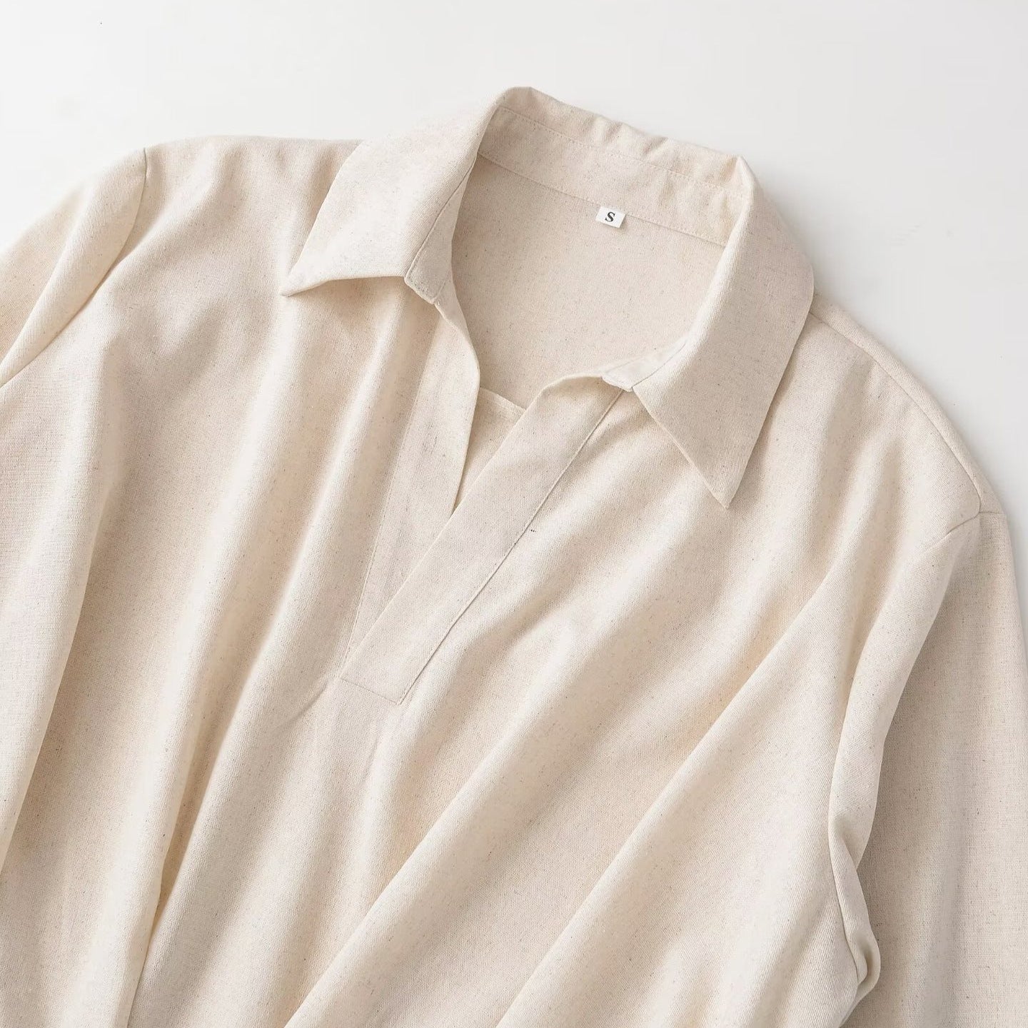 Women's Oversized Linen Blouse with Open V-Neck and Gathered Hem Chichicherry