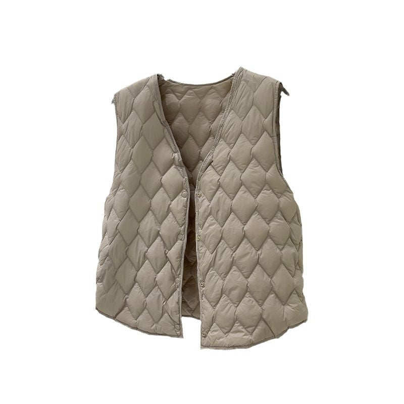 Women's sleeveless quilted thermal vest with diamond quilting and V-neck Chichicherry
