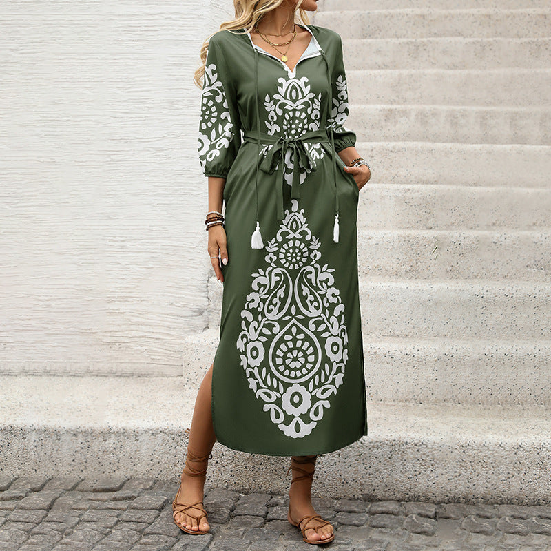 Ladies maxi dress with ethnic print, V-neck, ankle-length cut and tie belt Chichicherry