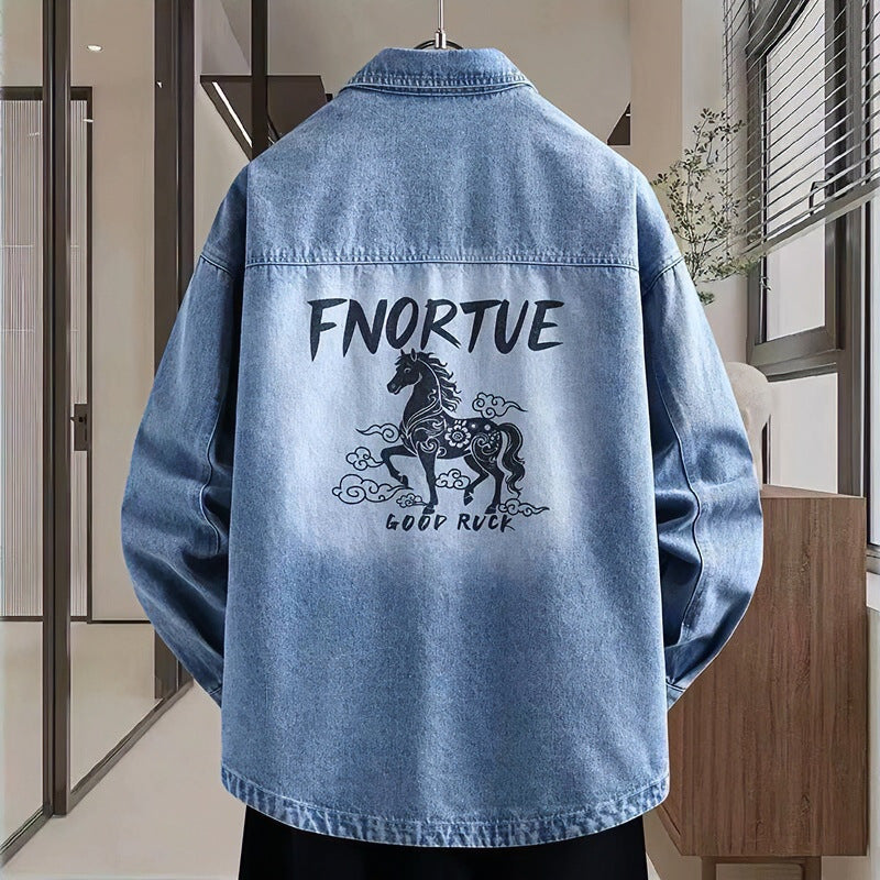 Herren Locker geschnittene Denim-Hemdenjacke mit künstlerischem Rückenprint und Overshirt-Schnitt Chichicherry