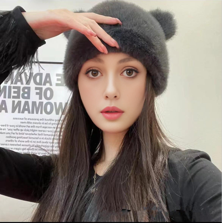 Ladies Cozy Hat with Bear Ears made of high-quality Faux Fur Chichicherry