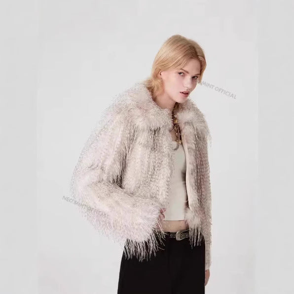 Women short-cut faux fur jacket with striped high-pile texture and notched collar Chichicherry