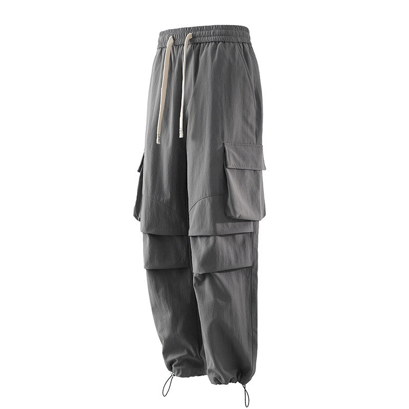 Men's cargo pants with elastic waistband, layered detail and zip hem Chichicherry