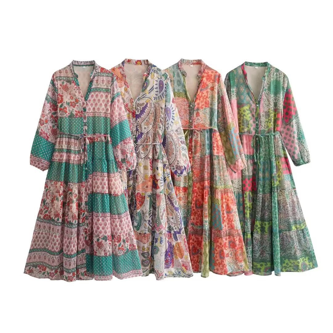 Women’s maxi dress with paisley print, V-neck, waist band and tiered skirt Chichicherry