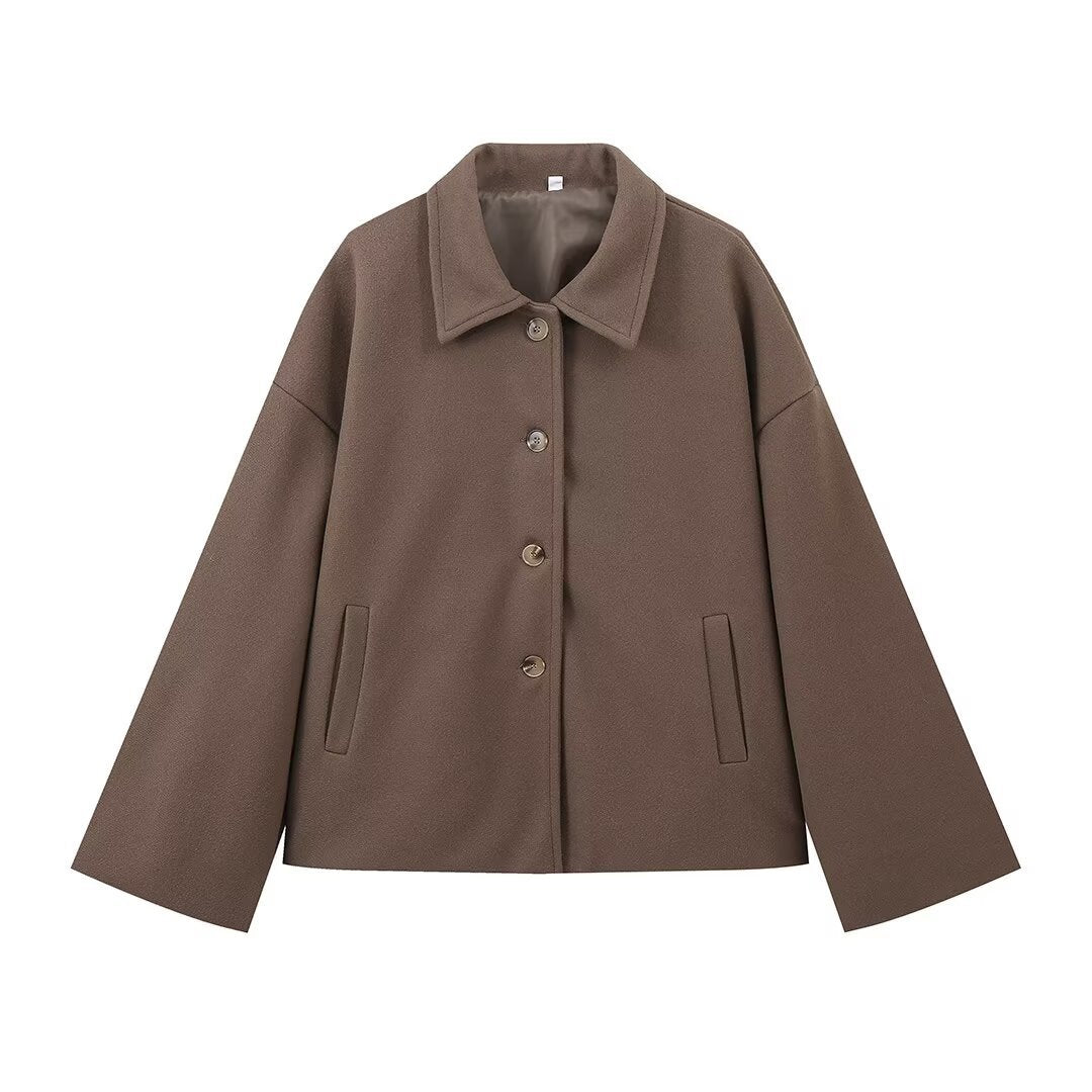 Ladies short jacket in boxy cut made of wool blend with shirt collar and concealed button placket Chichicherry