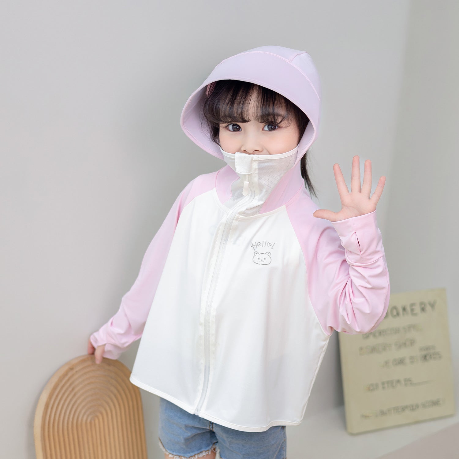 Women's breathable sports jacket with UV protection Chichicherry