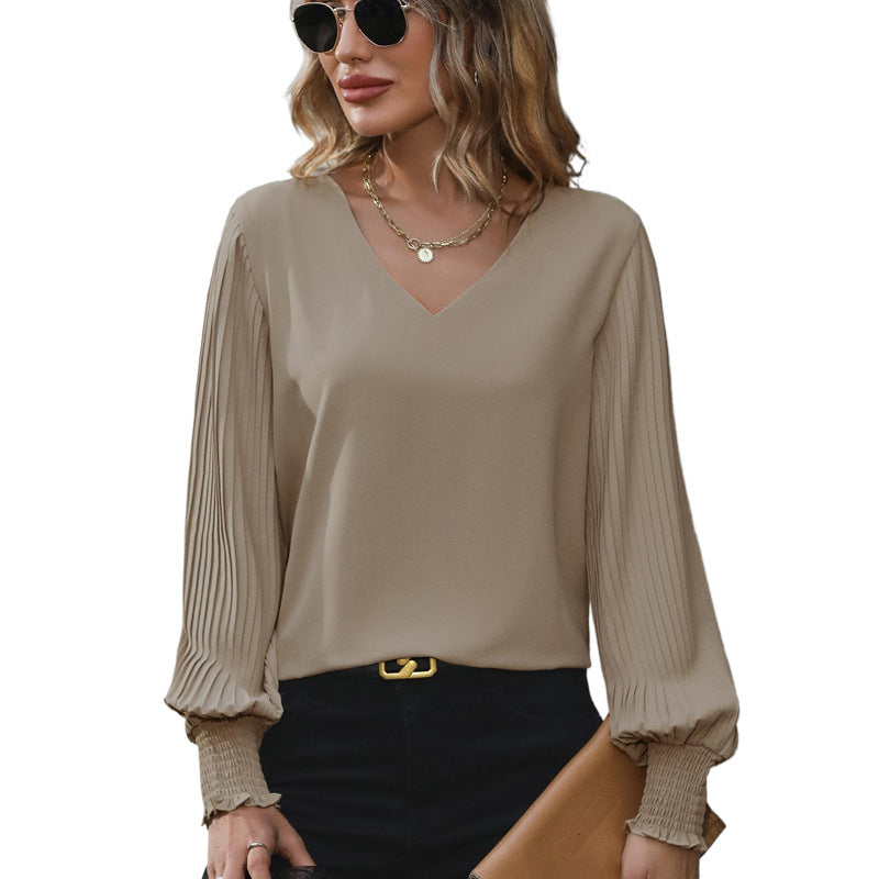 Women's V-neck blouse with pleated balloon sleeves and smocked cuffs Chichicherry