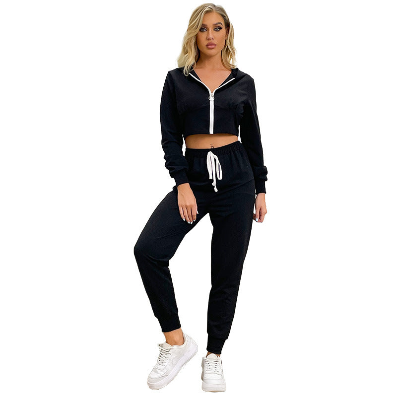 Women's velvet set, cropped hoodie with zipper and high-waisted joggers Chichicherry