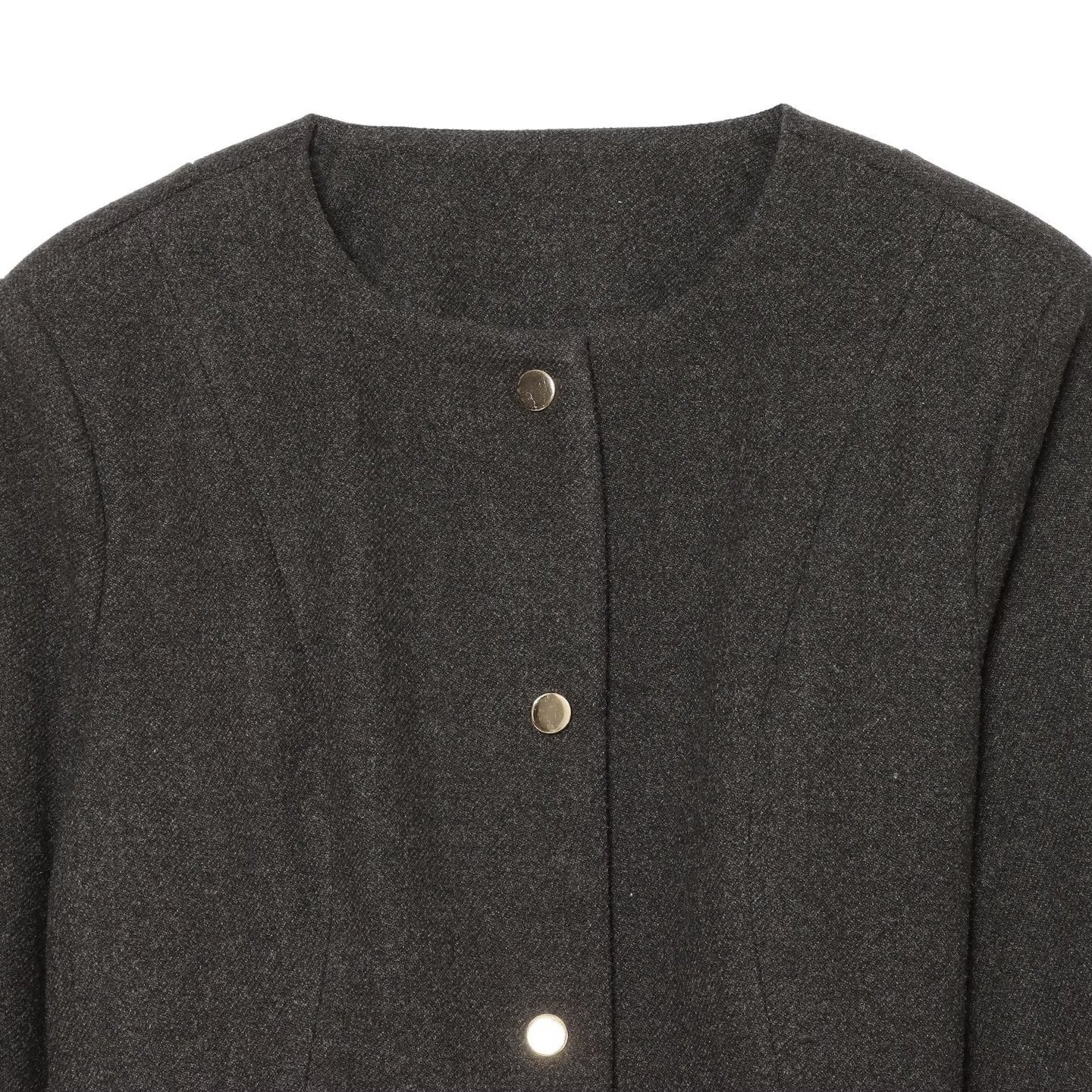 Women's short jacket made of wool blend with round neck, snap button closure and narrow waist belt Chichicherry