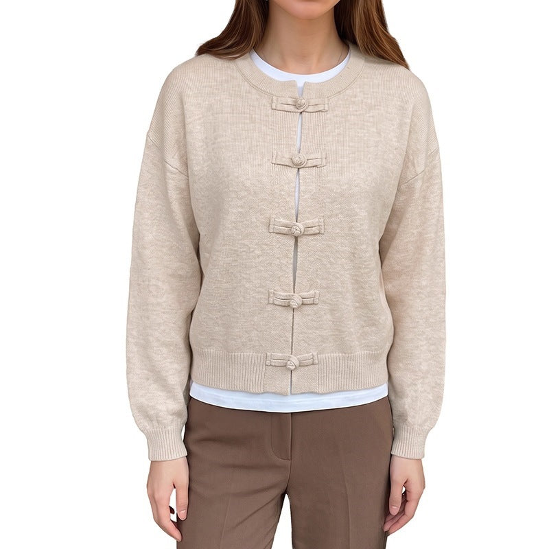 Women's short-cut knitted cardigan with Chinese toggle fasteners Chichicherry