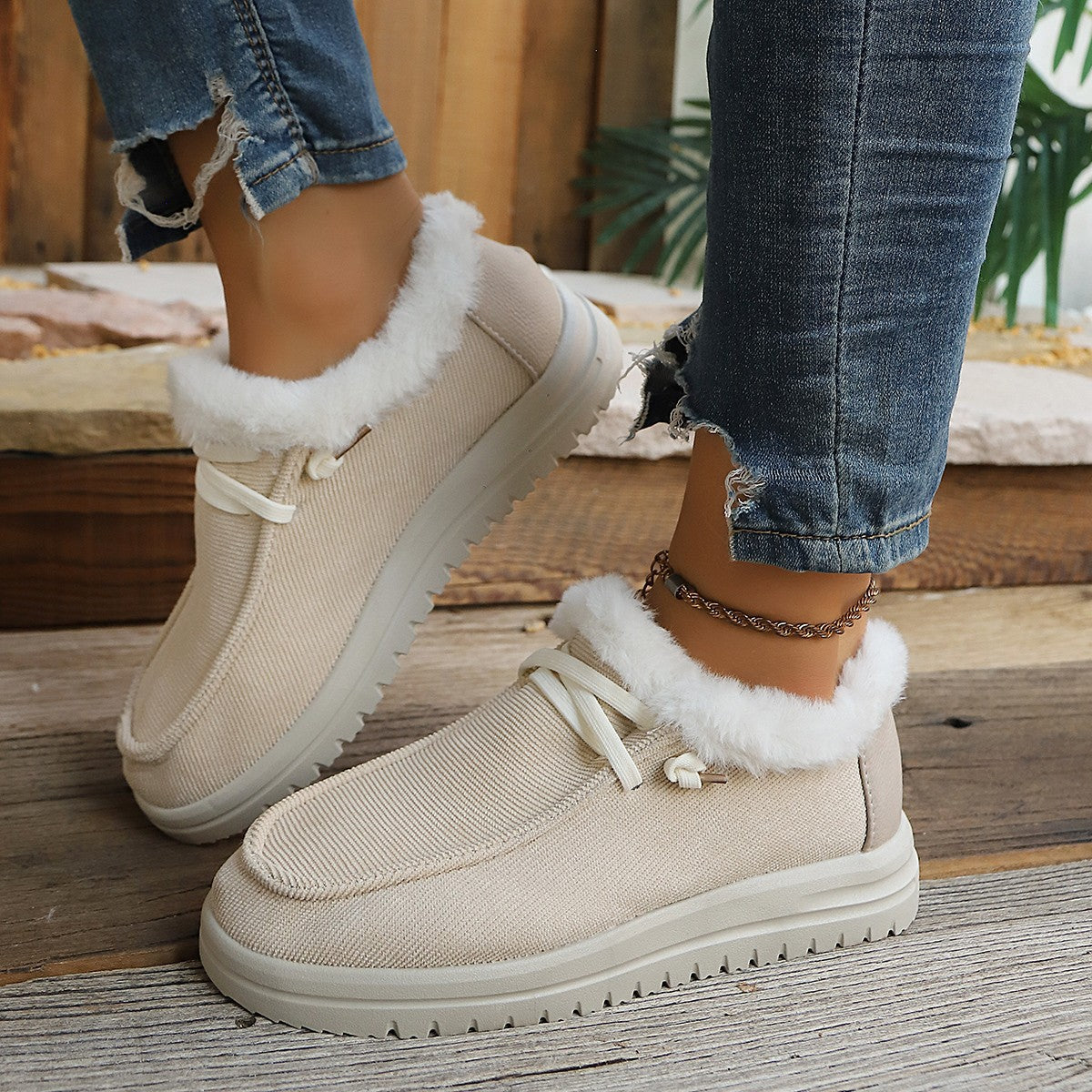 Women's Insulated Slip-On Mules with Teddy Lining and Textured Platform Sole Chichicherry
