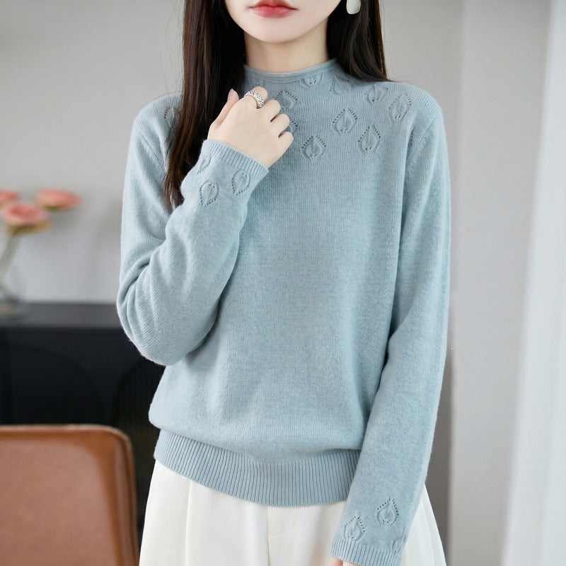 Ladies short roll-neck pullover made of fine knit with lace yoke and ribbed hem Chichicherry