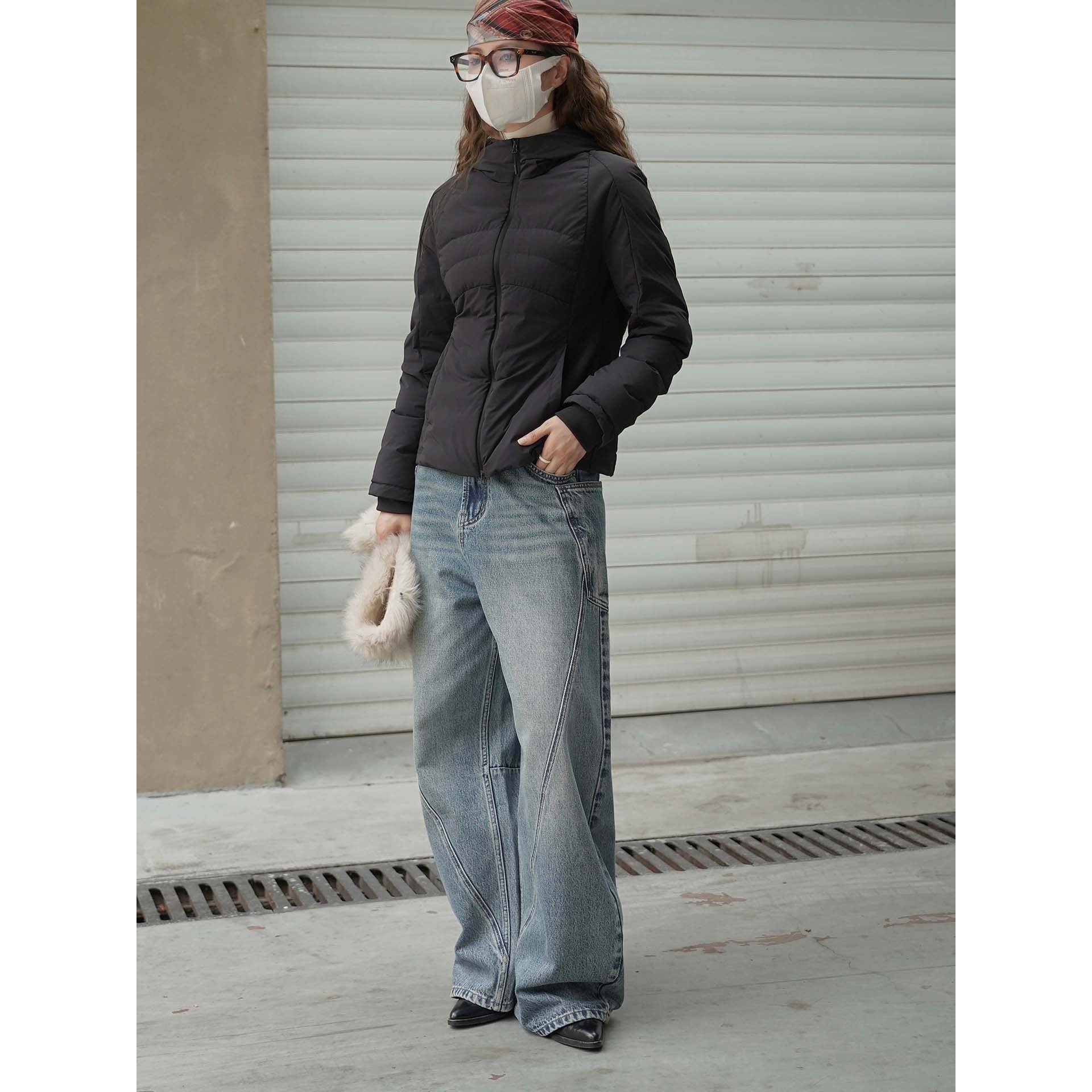 Women's quilted jacket with hood, lightly padded lining and thumb hole sleeves Chichicherry