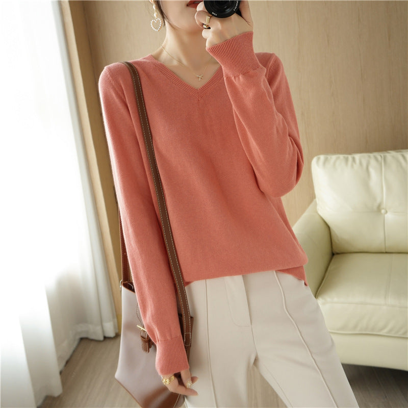 Women Light V-Neck Fine Knit Sweater made of Cashmere-Soft Cotton Blend with Elastic Ribbed Cuffs Chichicherry