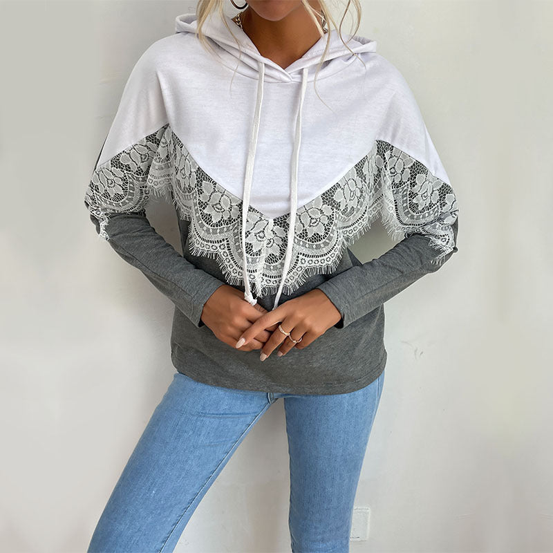 Ladies hoodie with lace trim and V-insert Chichicherry