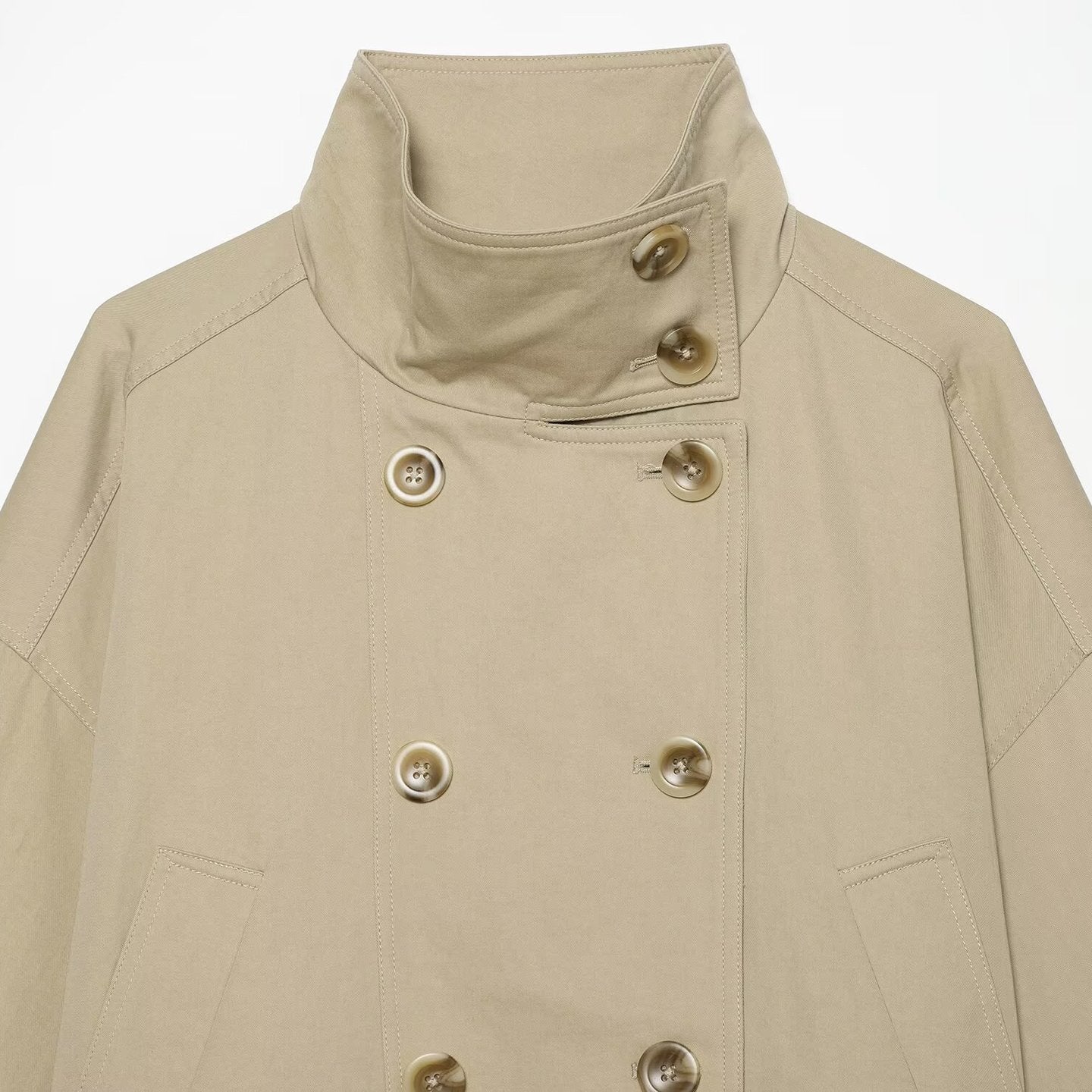 Women's short parka with funnel collar, double-breasted closure, and adjustable drawstring Chichicherry