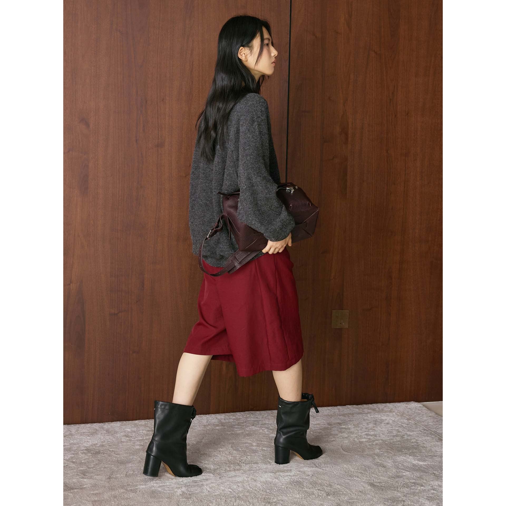 Women's V-neck Oversized Sweater in Mohair Look with Soft Fine Knit Chichicherry