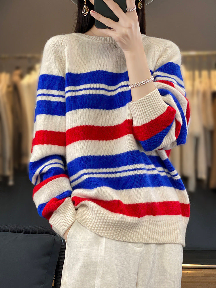 Women's Oversize Striped Sweater made of soft wool blend with maritime block stripes and round neck Chichicherry