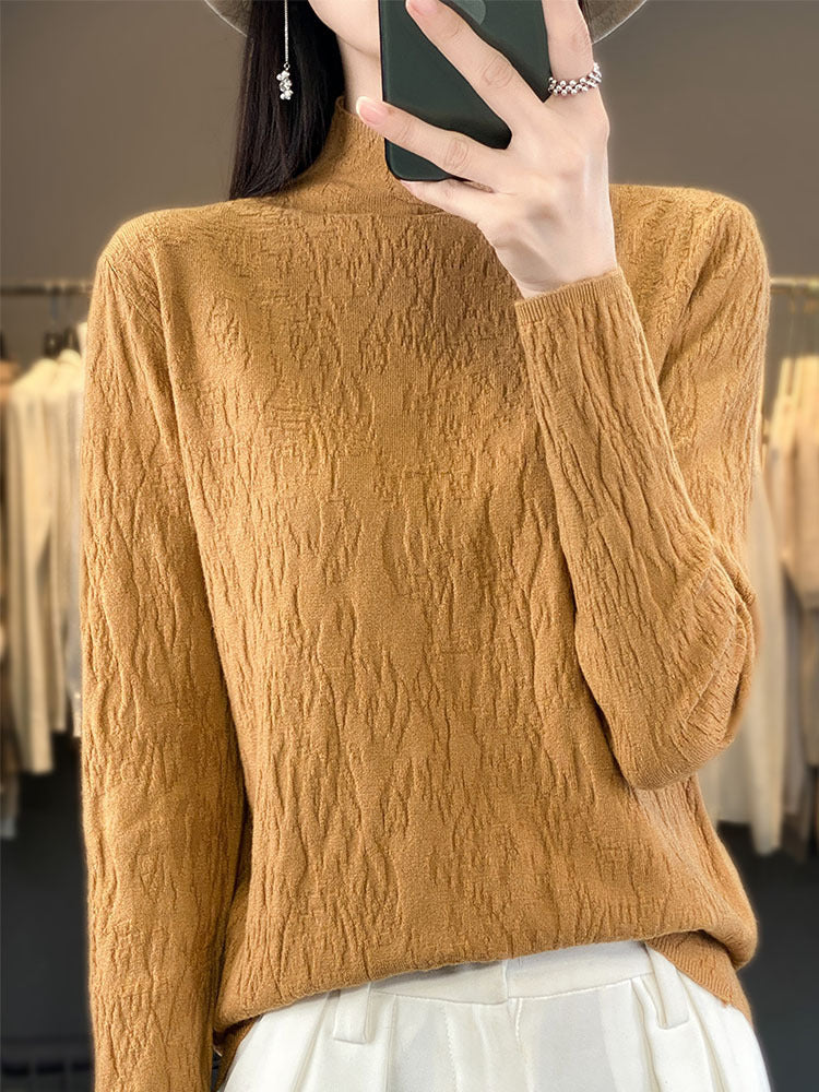Women's Structured Fine Knit Sweater with Short Stand-Up Collar and Crinkle Look Chichicherry