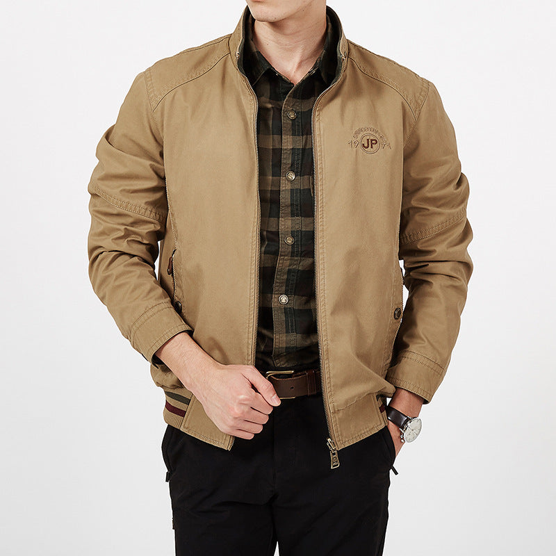 Men's lightweight canvas transition jacket with quilted shoulder yoke and zipper Chichicherry