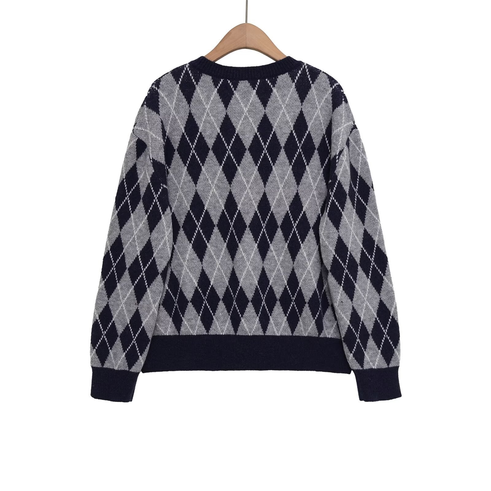 Women's Argyle V-Neck Knitted Sweater with Diamond Pattern Chichicherry