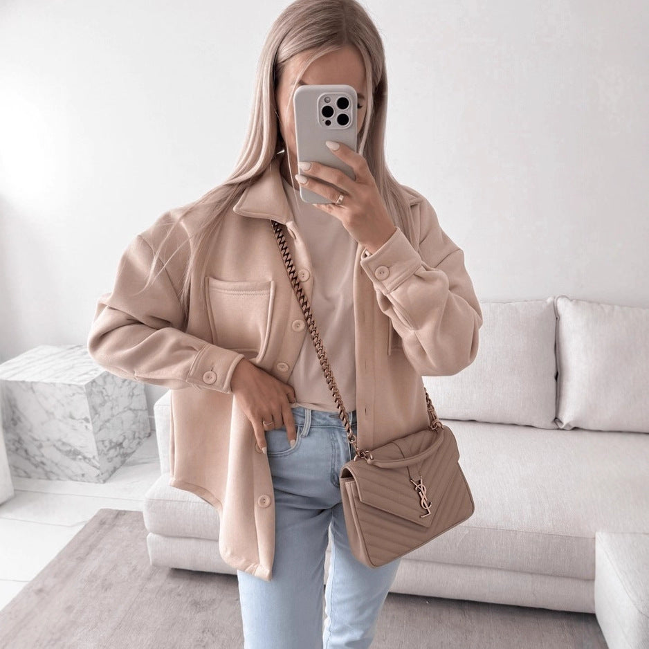Damen Oversized Hemdjacke Shacket aus weichem Wollmix mit aufgesetzten Brusttaschen Chichicherry