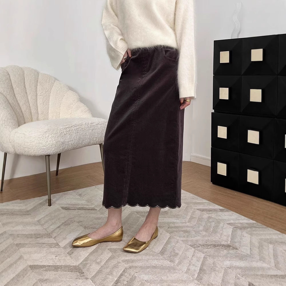 Women Elegant cut Maxi skirt with sculptural hemline Chichicherry