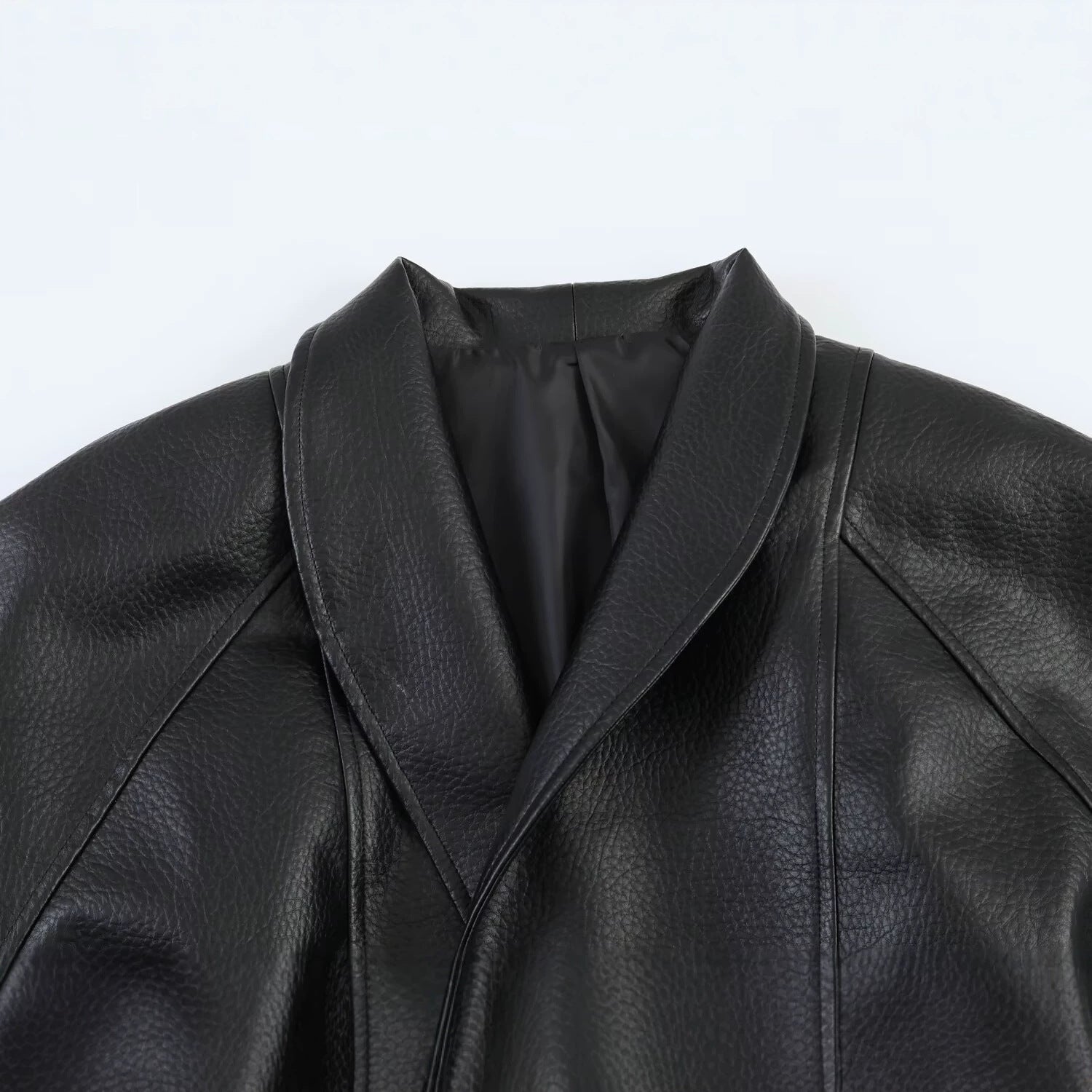 Ladies short jacket made of grain leather with shawl collar and tie belt Chichicherry