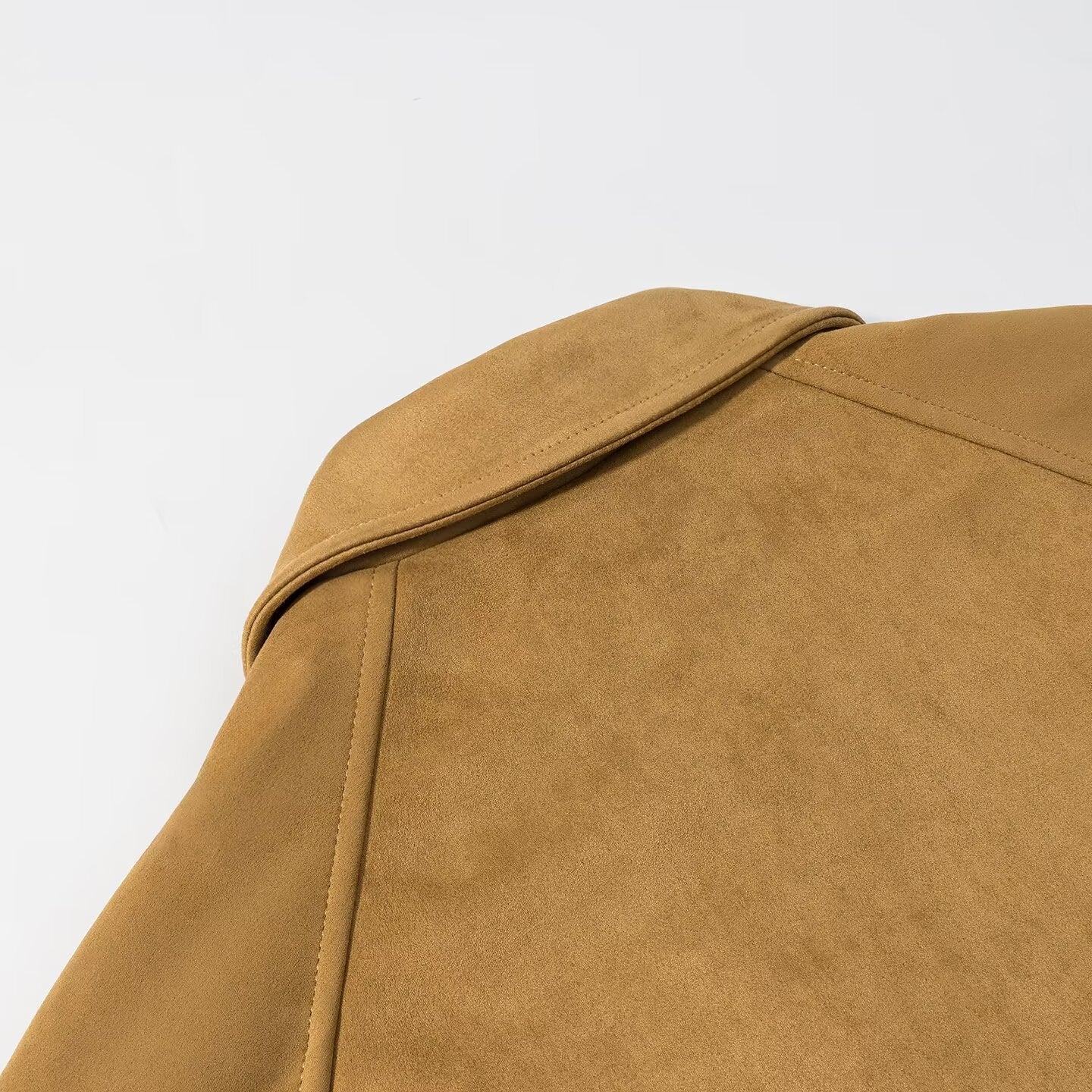 Women's short jacket in suede look with raglan sleeves and elastic hem Chichicherry