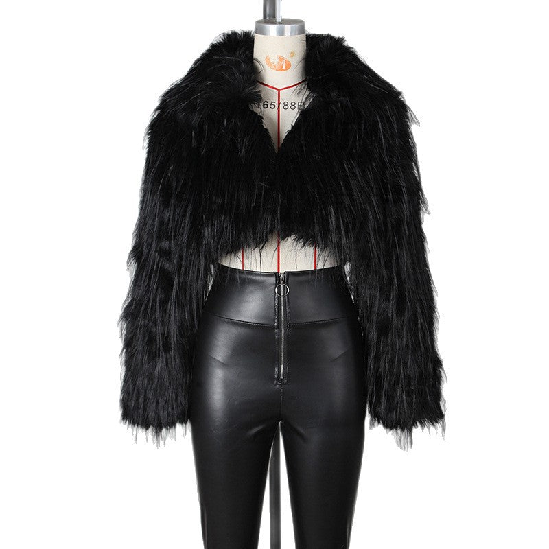Ladies Fluffy Cropped Bolero made of High-Pile Faux Fur with Pointed Lapels Chichicherry