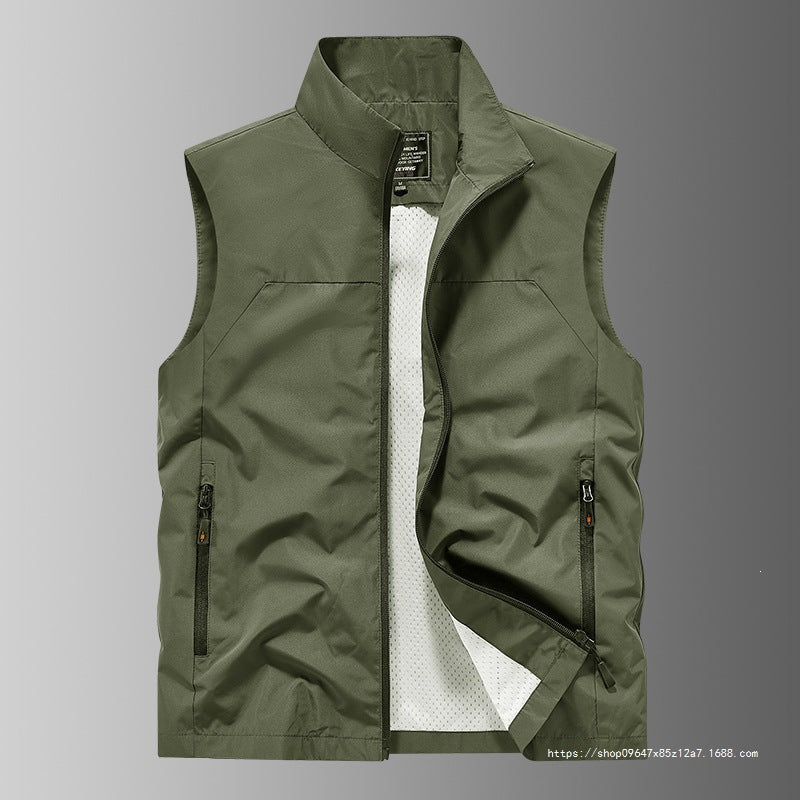 Men's Breathable Utility Vest with Mesh Lining, wind & water repellent exterior & zippered pockets Chichicherry