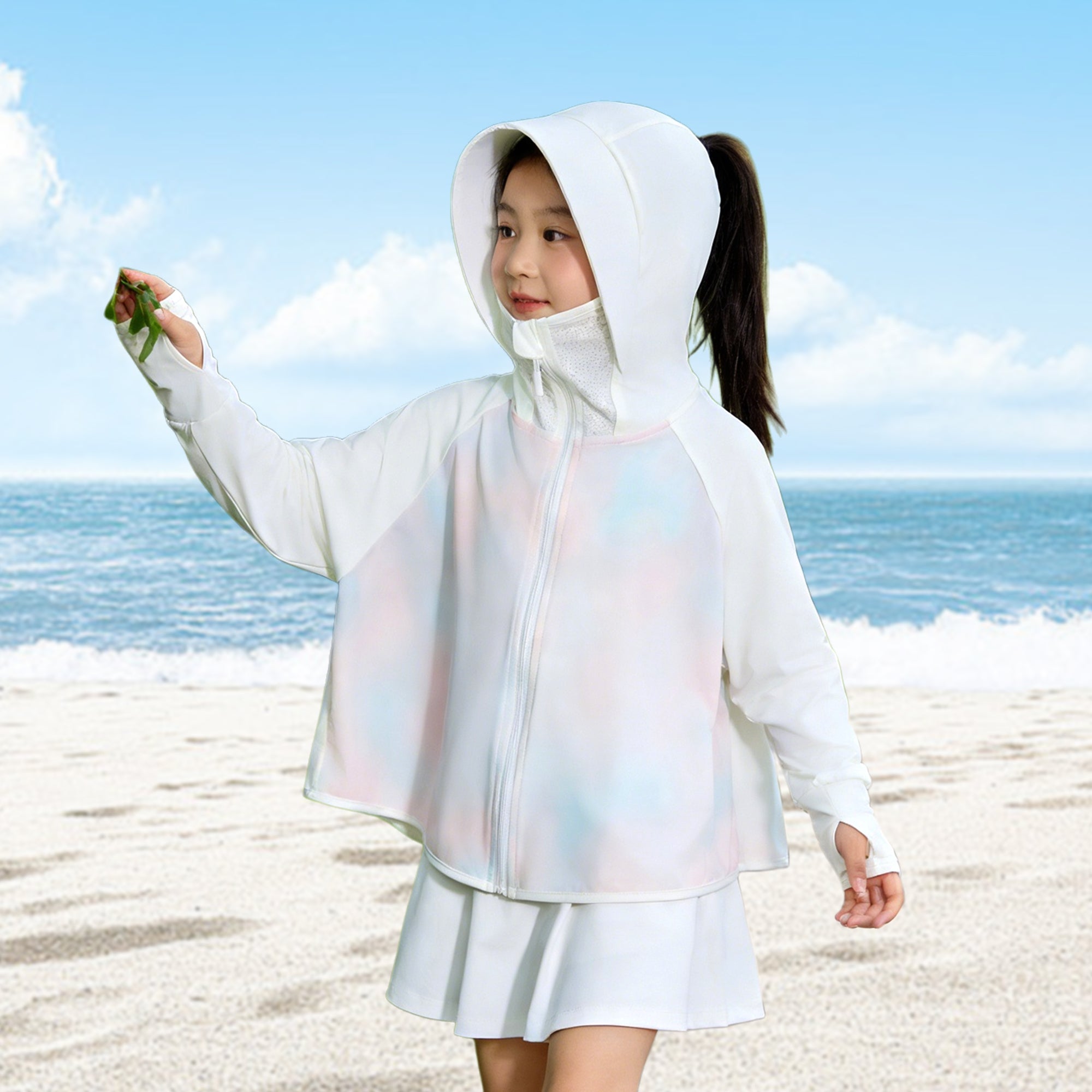 Women's UV protection jacket with hood and lightweight, breathable material Chichicherry