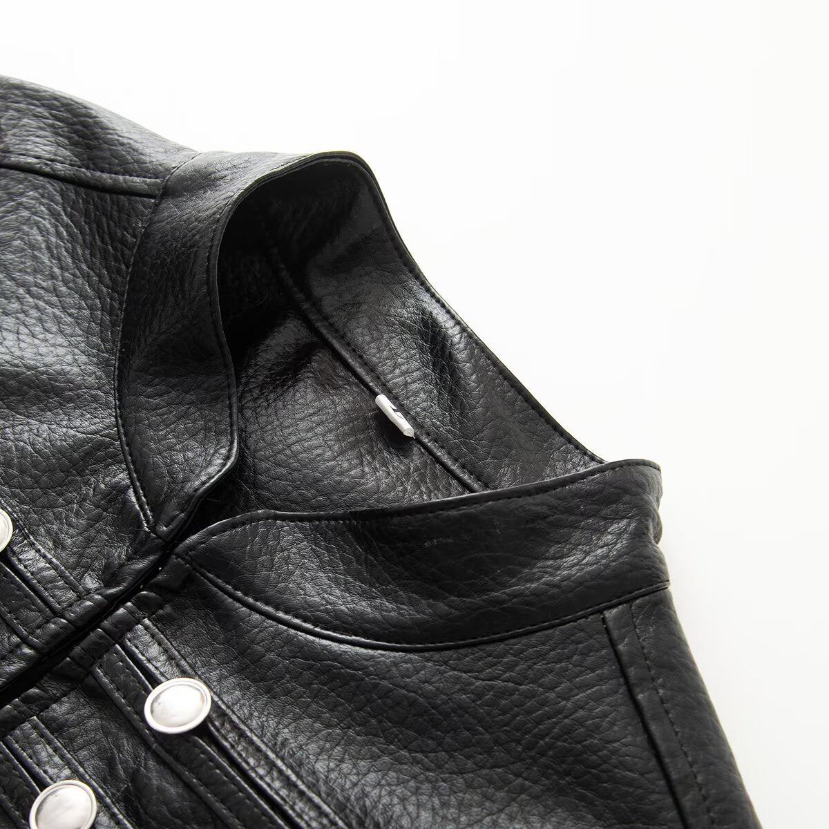 Women's short jacket in hussar style made of faux leather with decorative row buttons Chichicherry