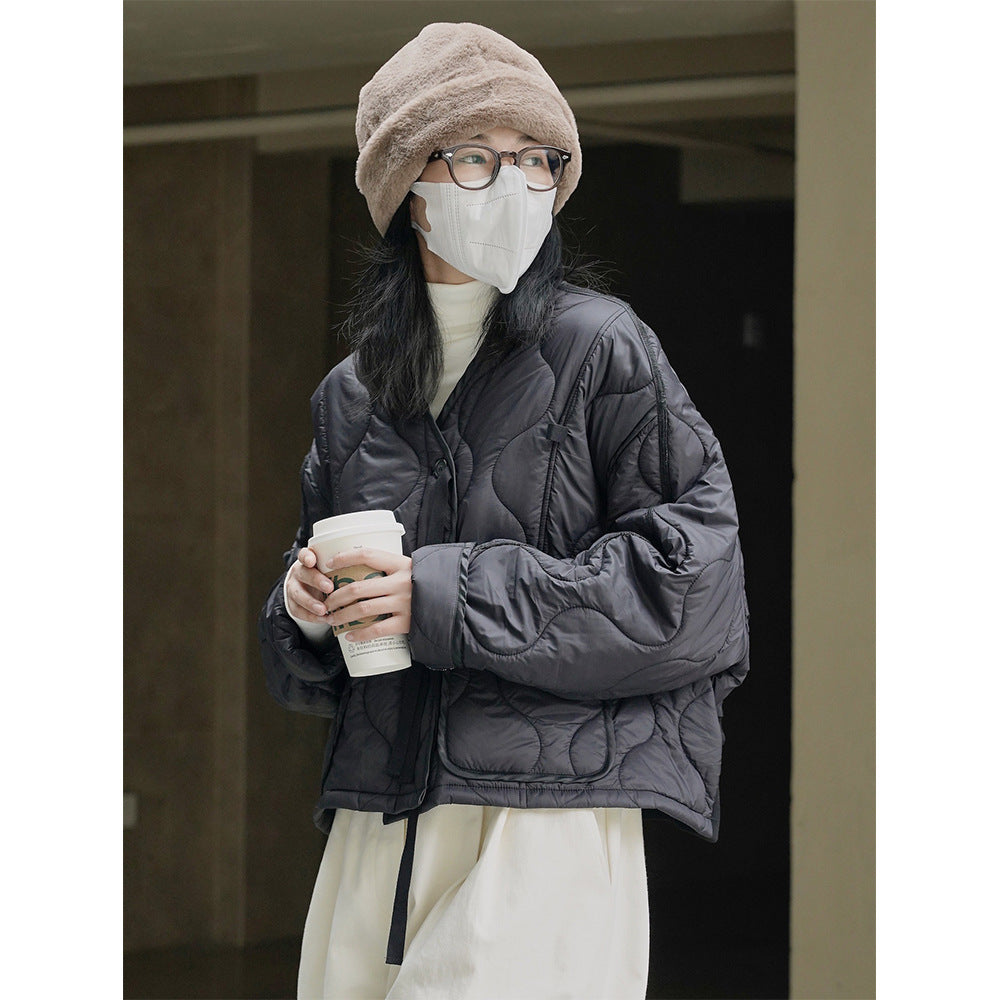 Women Short Cut Quilted Bomber Jacket with Light Padding Chichicherry