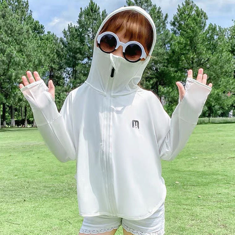 Unisex nan UV-protection hooded jacket for children with integrated face mask and thumb holes Chichicherry