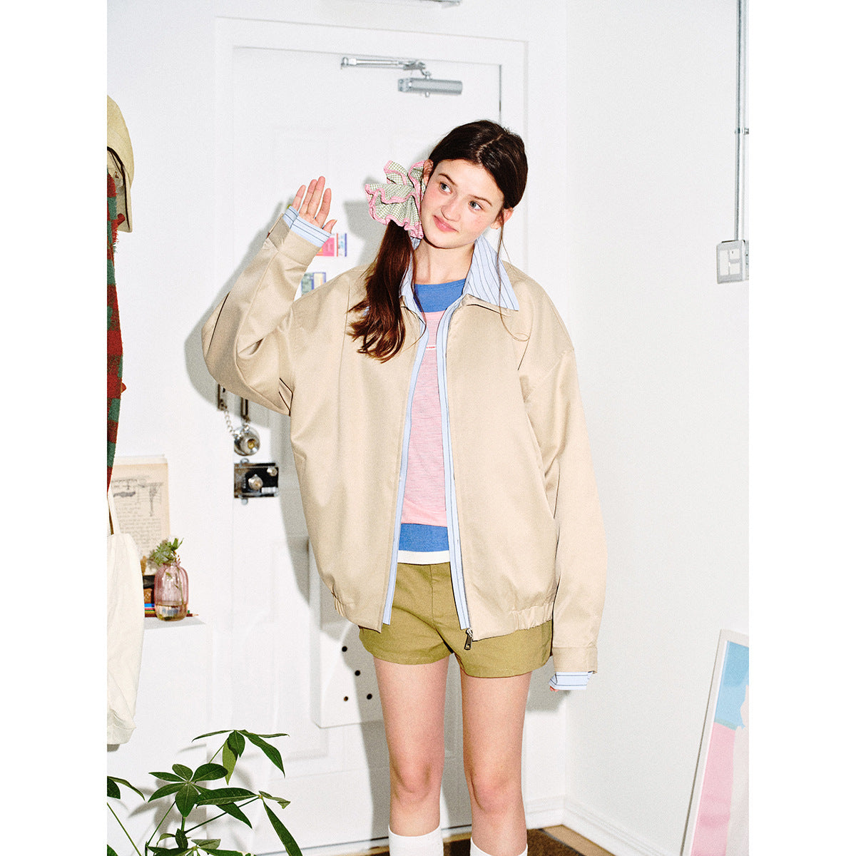 Women short cut boxy blouson jacket with striped shirt collar Chichicherry
