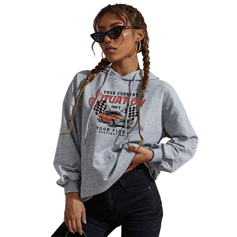Women's Oversize Hoodie with Vintage Racer Print, Kangaroo Pocket and Ribbed Hem Chichicherry