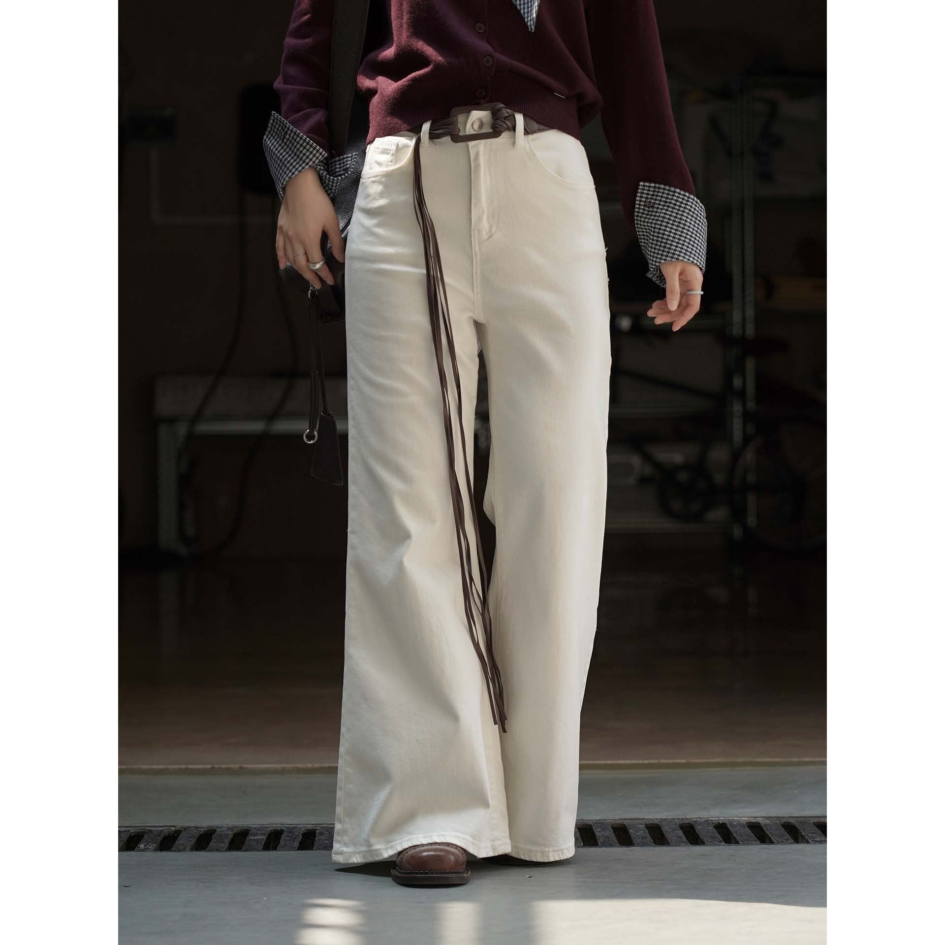 Women High-waisted wide cotton pants with wide leg and fringed leather belt Chichicherry