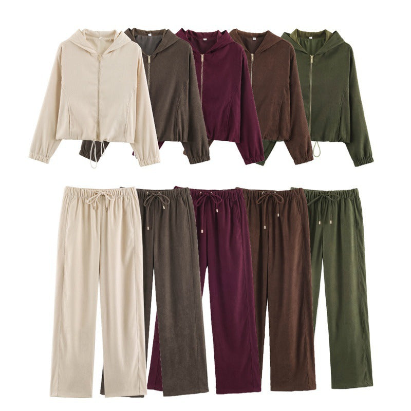Women's short jacket in velour look with hood, full-length zipper and drawstring hem Chichicherry