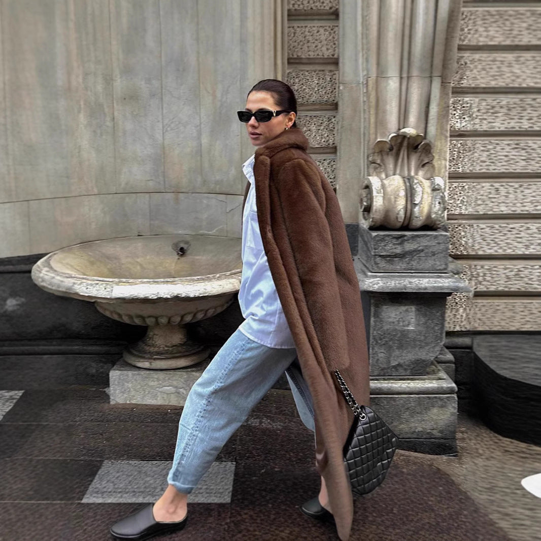 Ladies longer high-pile coat made of faux fur with shawl collar and casual cut Chichicherry