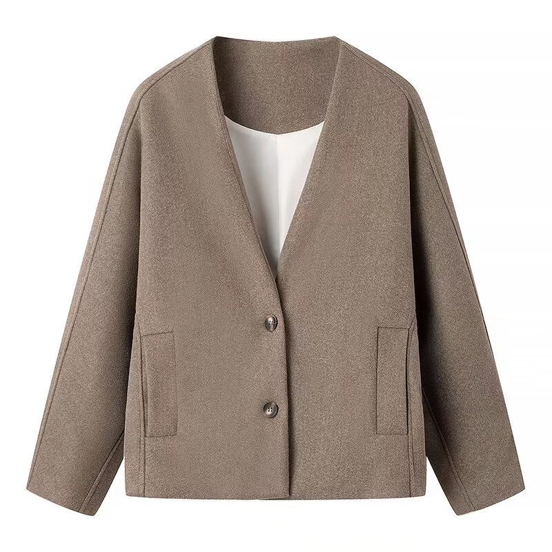 Women's Boxy Short Jacket made of Wool Blend with V-Neck and Two-Button Closure Chichicherry