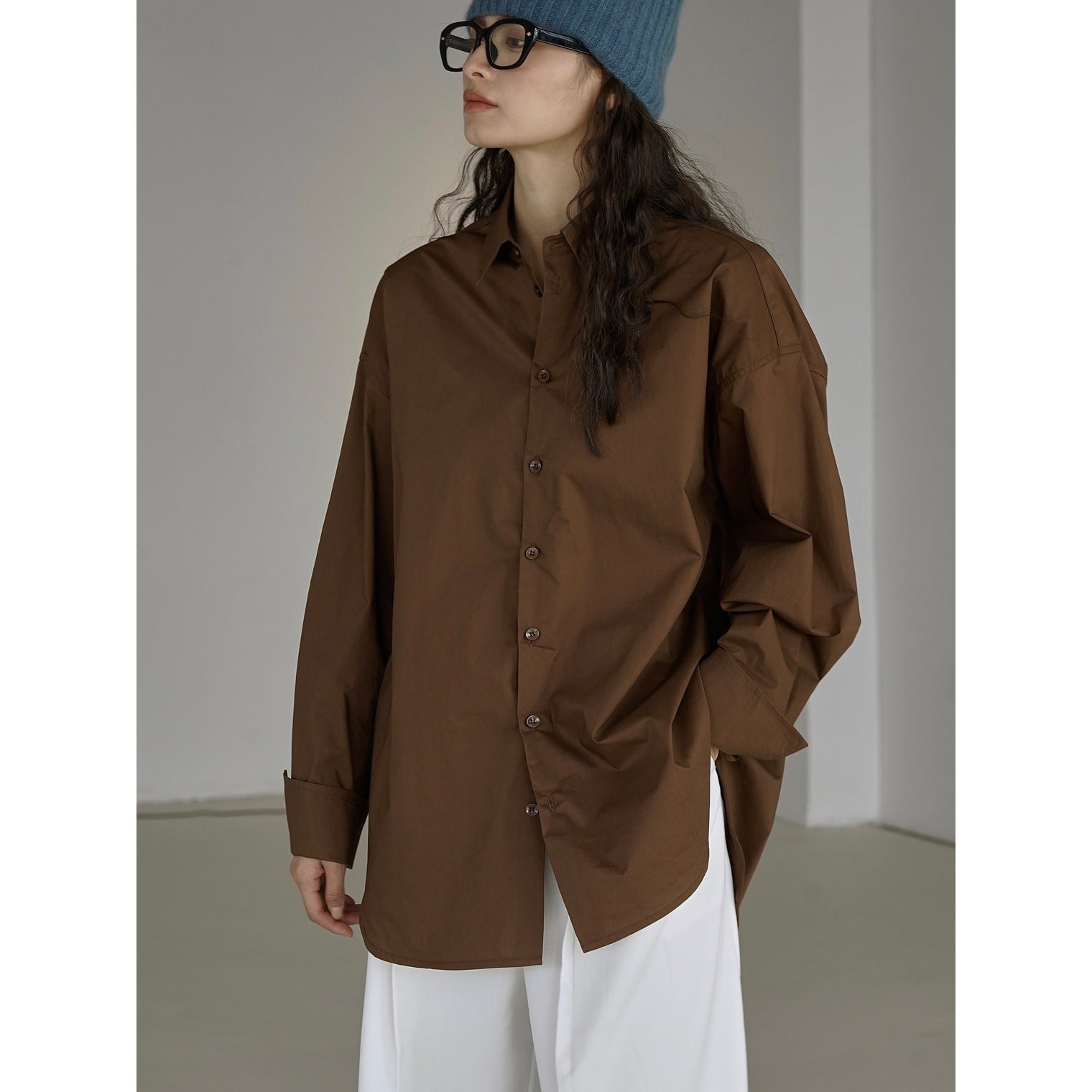 Women Extra Wide Cotton Poplin Shirt in Tunic Look with Extended Back Chichicherry