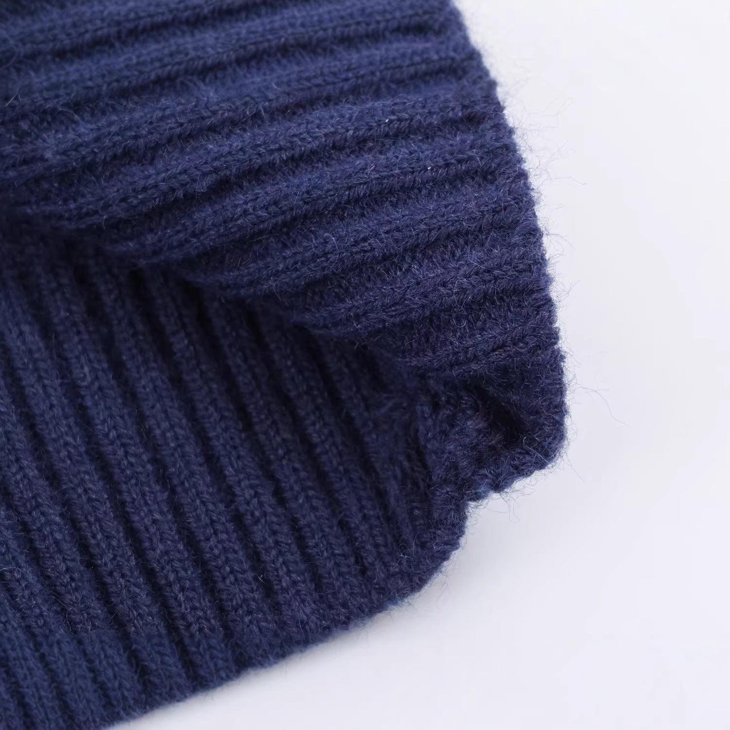 Women's Oversize Cable Knit Pullover with Half Zipper and Shawl Collar Chichicherry